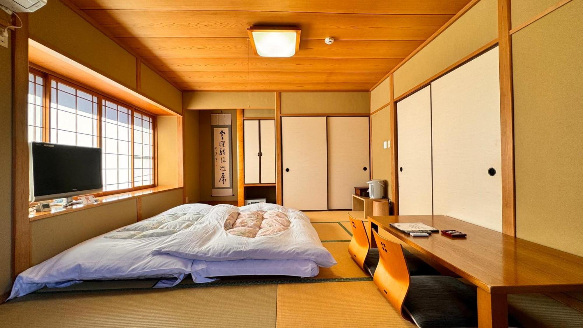 Ryokan Yamanami Yufu Buitenkant foto