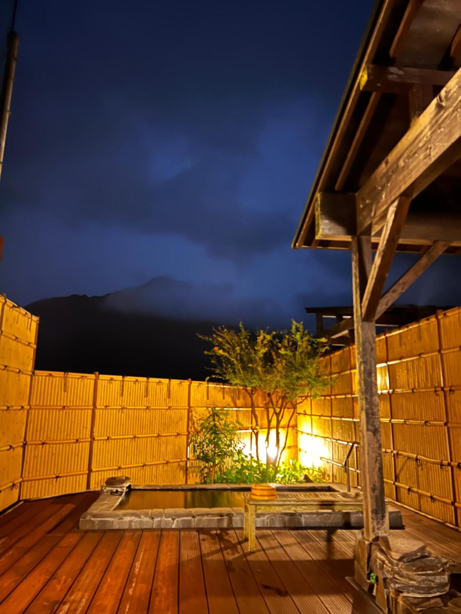 Ryokan Yamanami Yufu Buitenkant foto